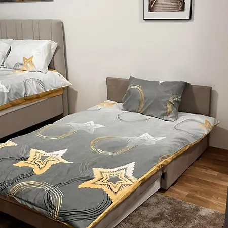 アパート Keti Čačak